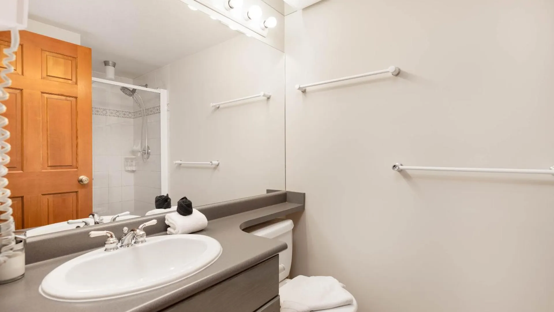 Stoney Creek Sunpath By Whistler Premier Apartment